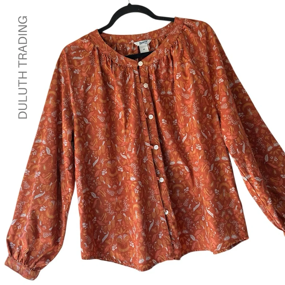DULUTH | PRINTMAKER ORGANIC COTTON FLORAL MUSHROOM PEASANT SHIRT SPICE | MEDIUM